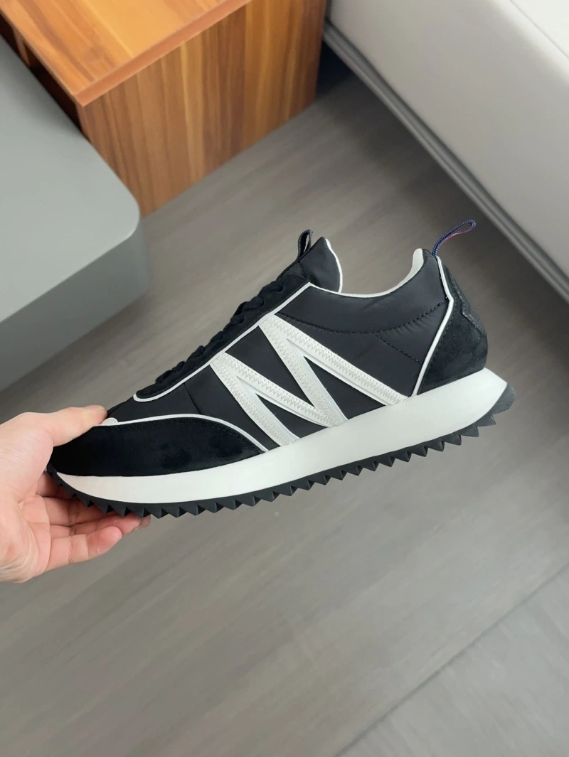 Fashionable Mxnclxr Sneakers 197563