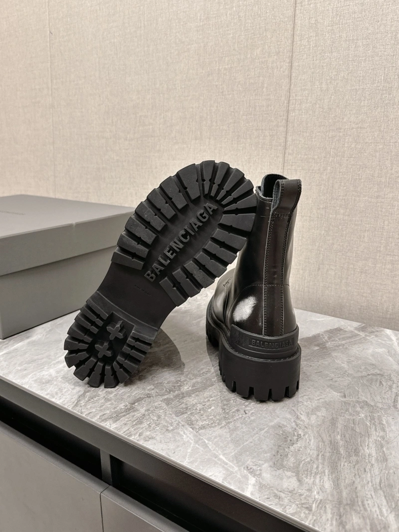 Bxlxnciaga Boots Cozy 109650