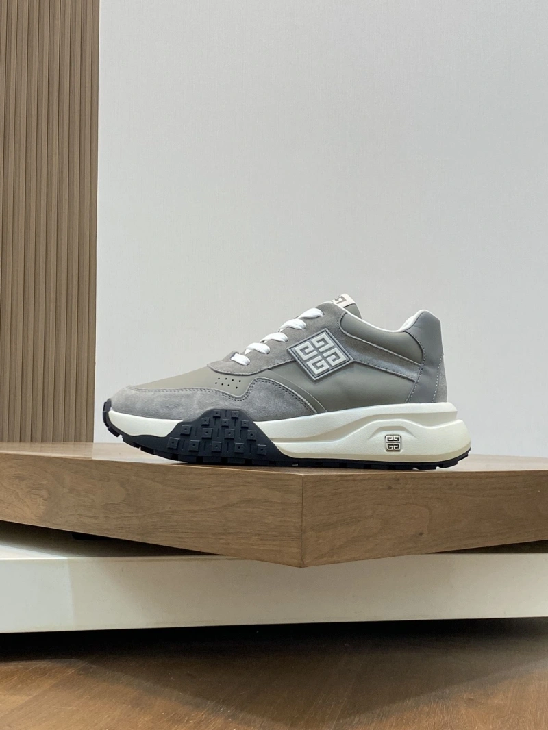 Refined Gxvxnchy Sneakers 153375