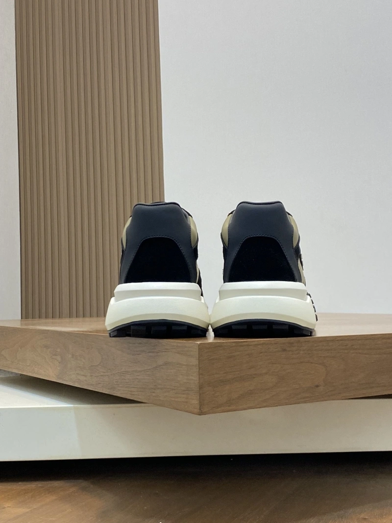 Gxvxnchy Sneakers Compact 153370