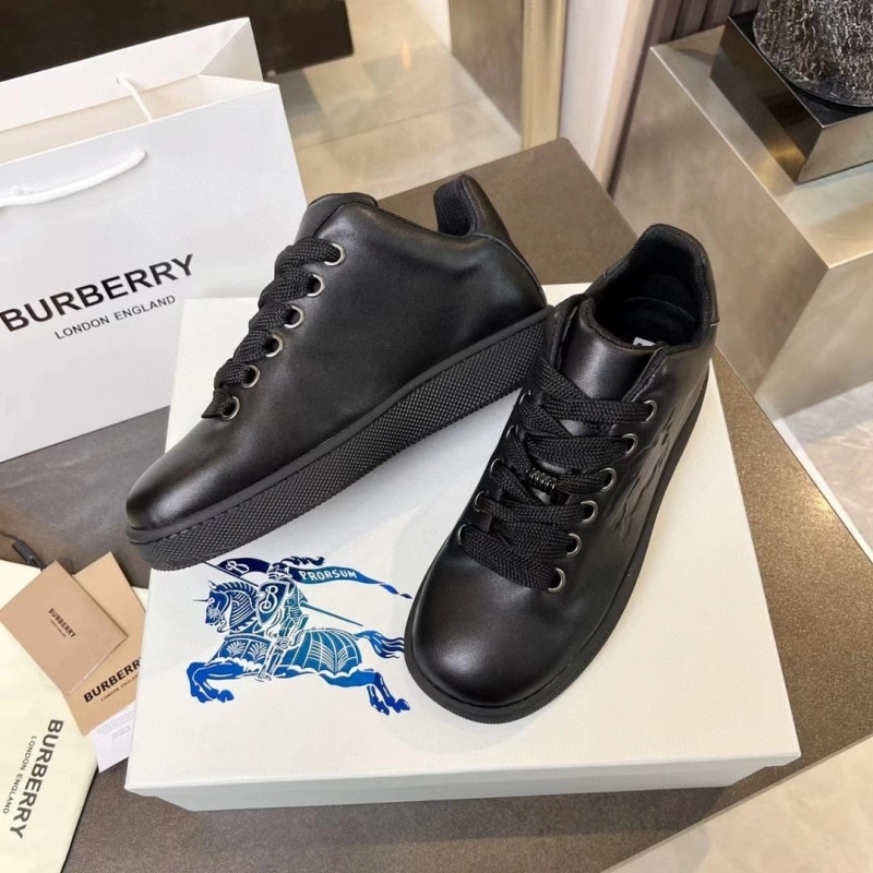 Cozy Bxrbxrry Sneakers 115093