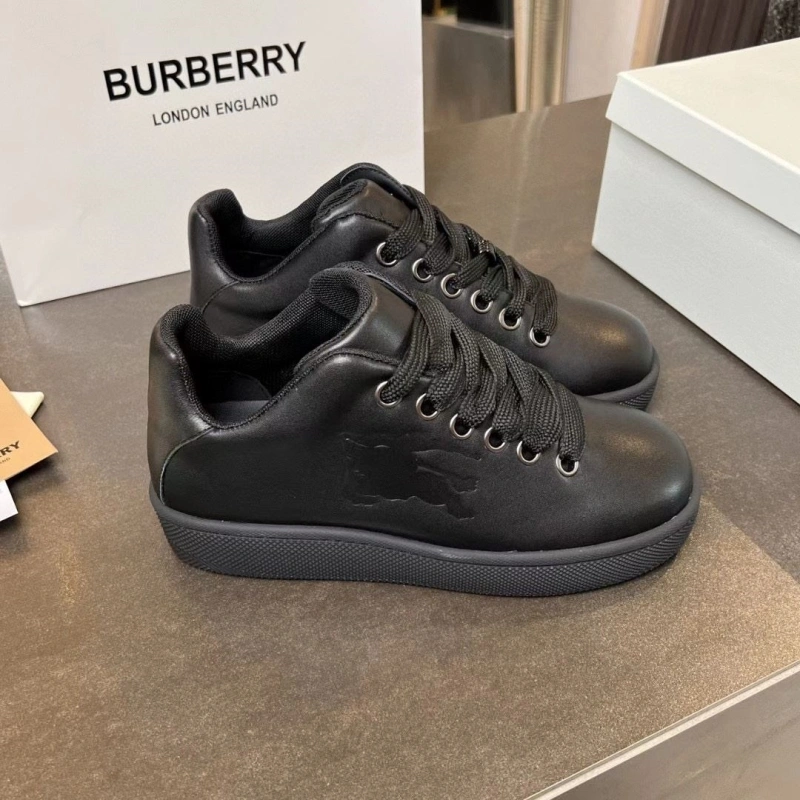 Cozy Bxrbxrry Sneakers 115093