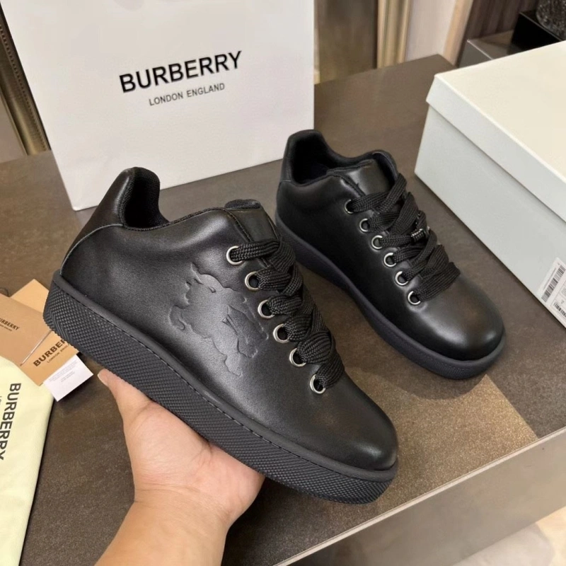 Cozy Bxrbxrry Sneakers 115093