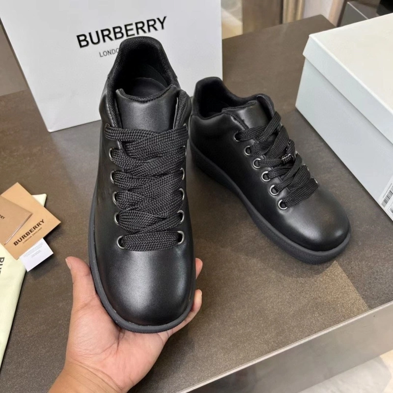 Cozy Bxrbxrry Sneakers 115093