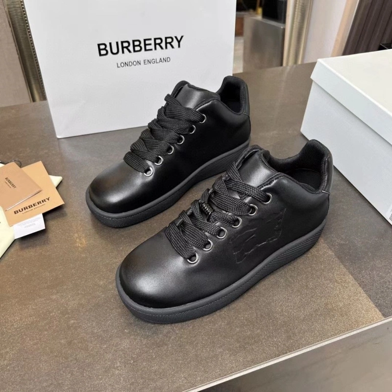 Cozy Bxrbxrry Sneakers 115093