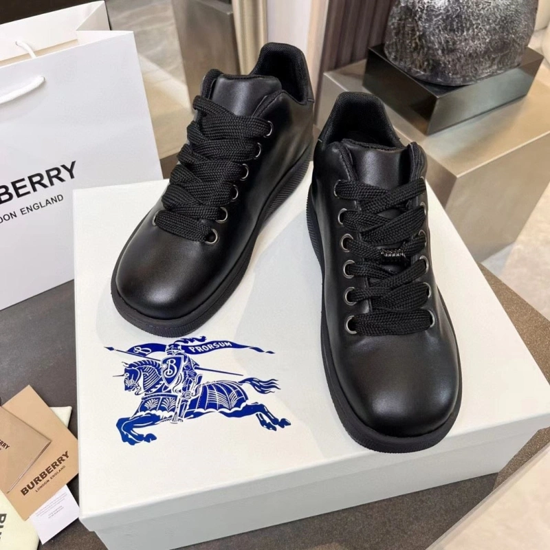 Cozy Bxrbxrry Sneakers 115093