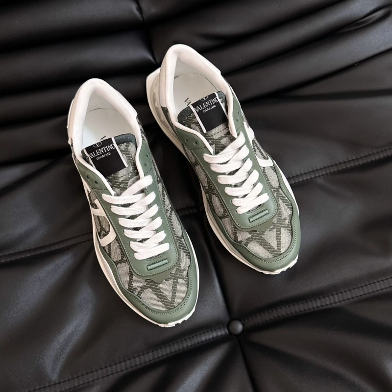 Stylish Vxlxntino Sneakers 231039