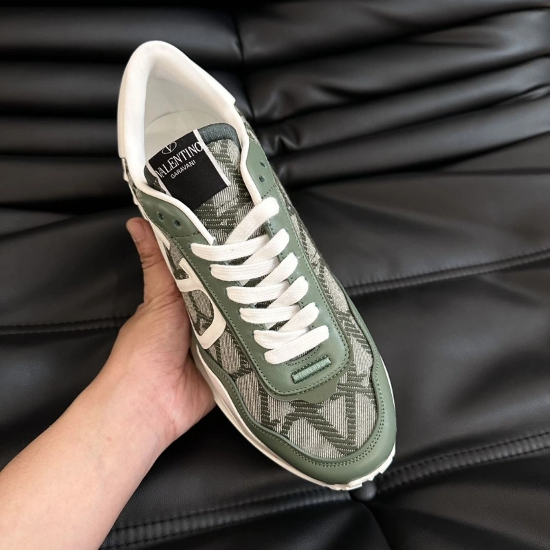 Stylish Vxlxntino Sneakers 231039