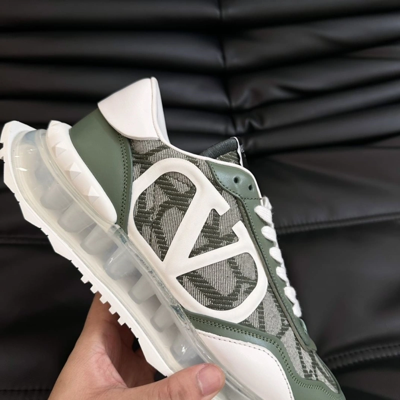 Stylish Vxlxntino Sneakers 231039