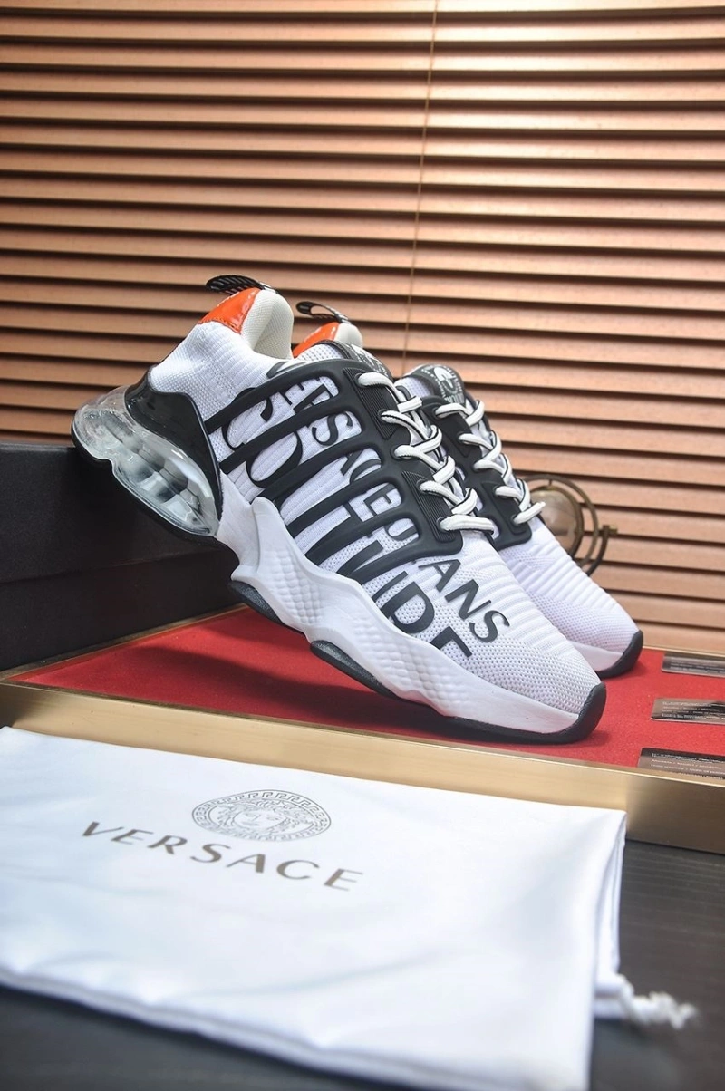 Trendsetting Gxvxnchy Sneakers 153381