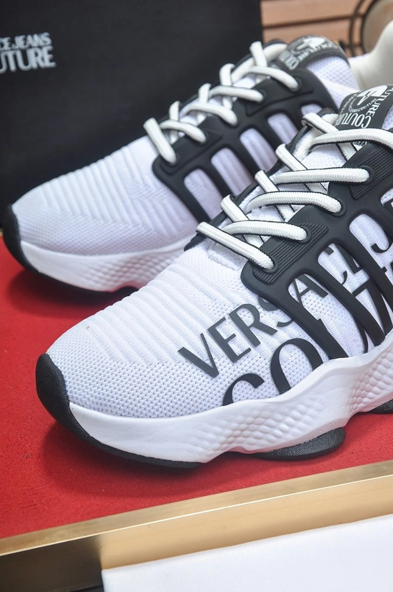 Trendsetting Gxvxnchy Sneakers 153381