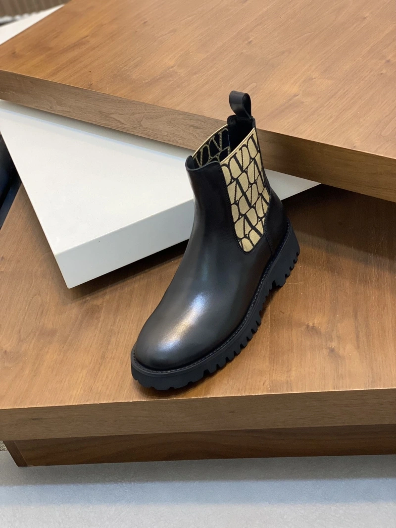 Comfortable Vxlxntino Sneakers 231028