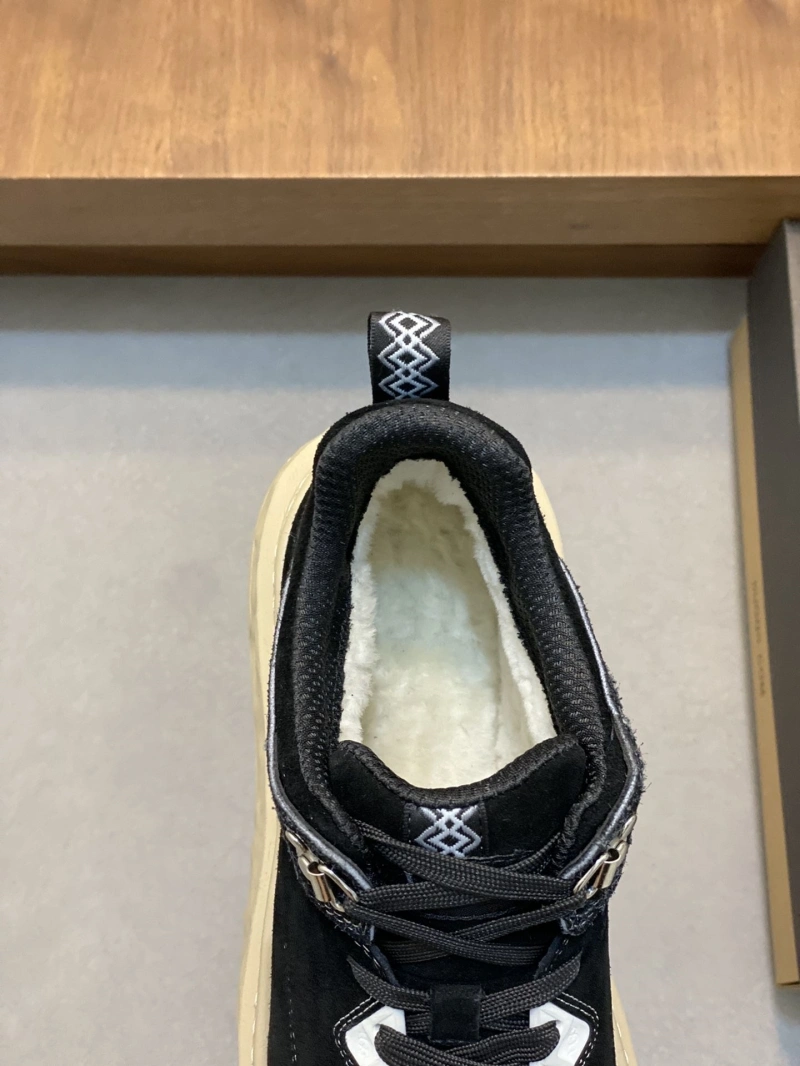 UGX Casual Shoes Timeless 228052