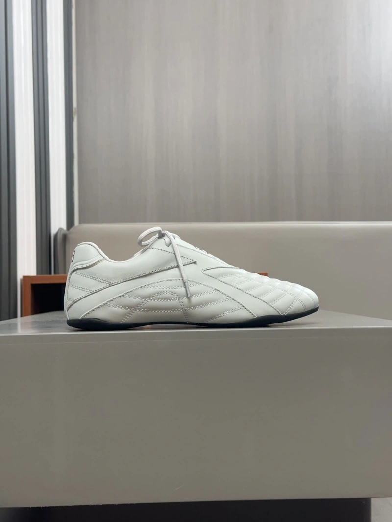 Bxlxnciaga Sneakers Cozy 109642