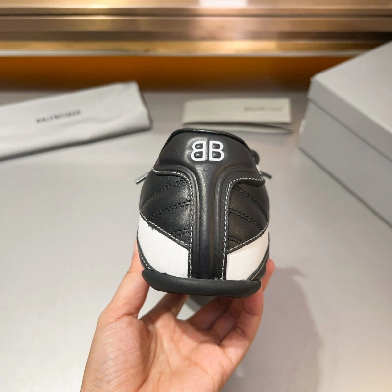 Bxlxnciaga Sneakers Refined 109635