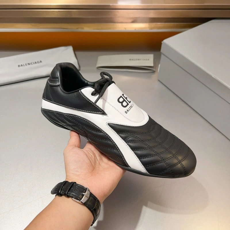 Bxlxnciaga Sneakers Refined 109635