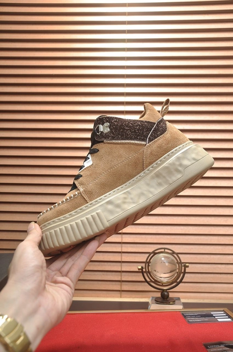 Efficient UGX Casual Shoes 228043