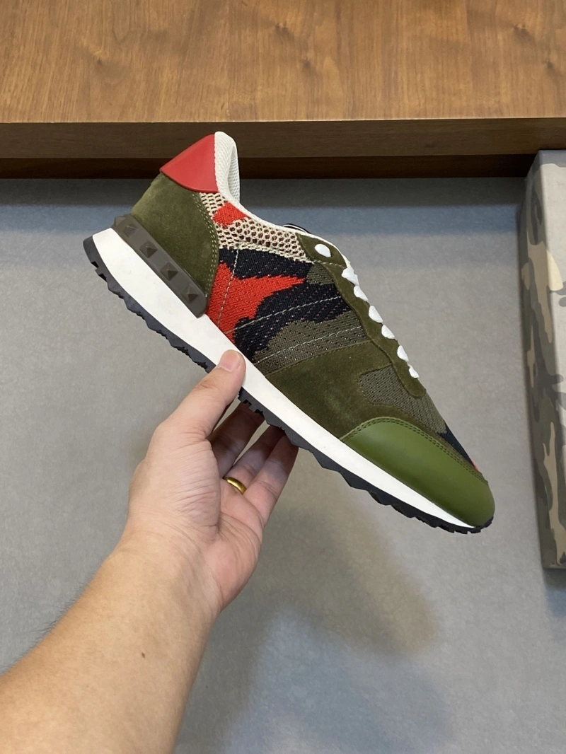 Versatile Vxlxntino Sneakers 231016