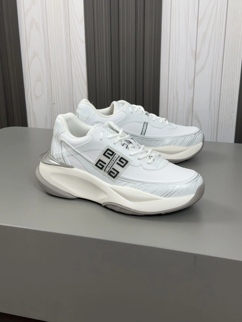 TopPick Gxvxnchy Sneakers 153369