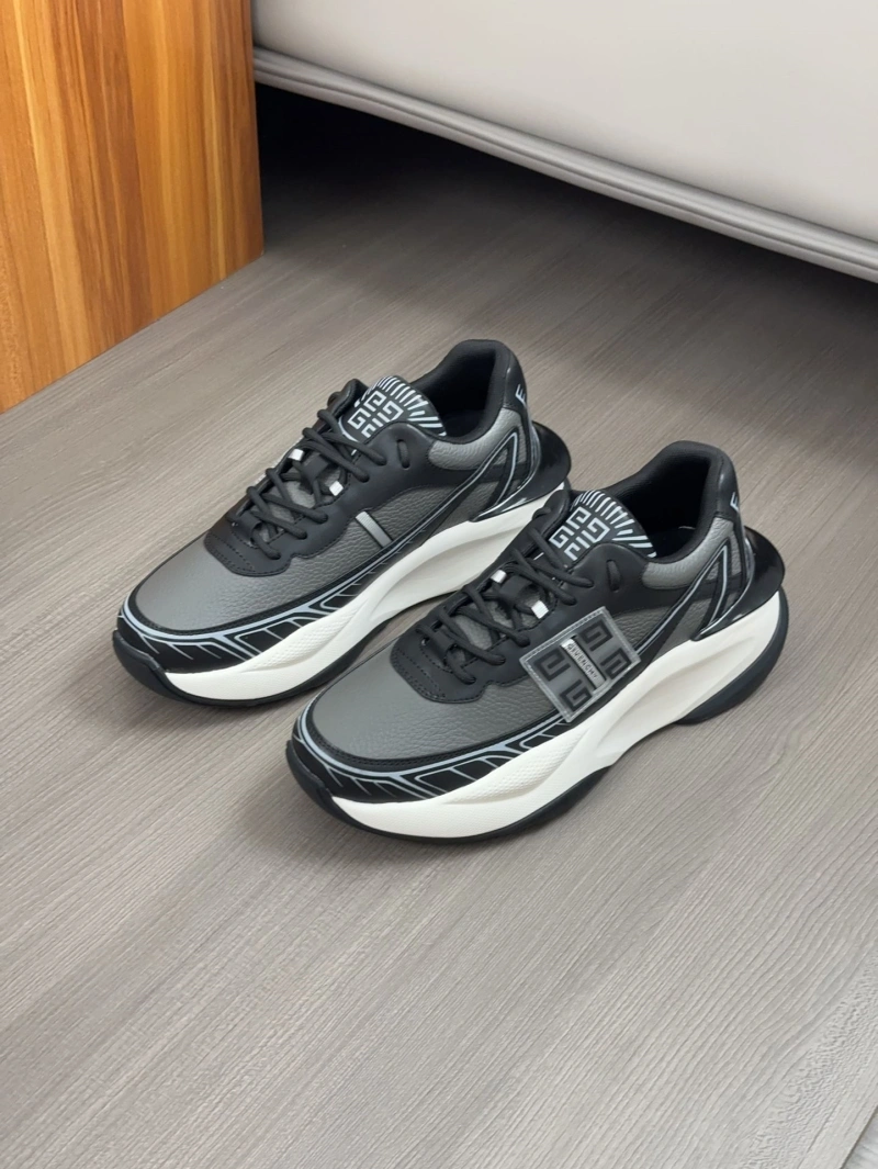 Refined Gxvxnchy Sneakers 153363