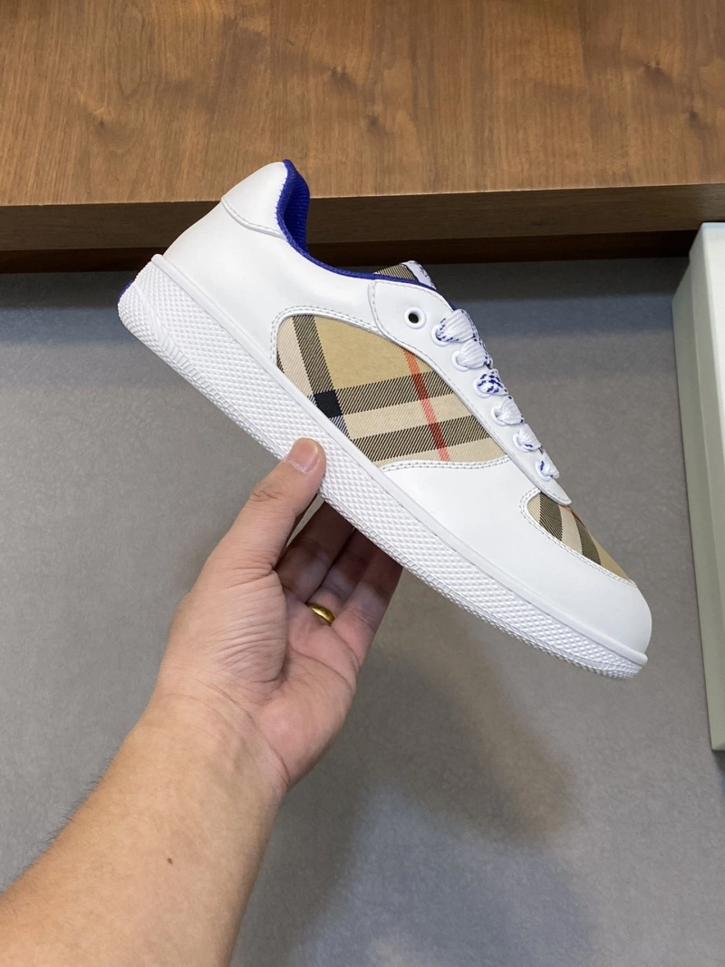 Practical Bxrbxrry Sneakers 115088