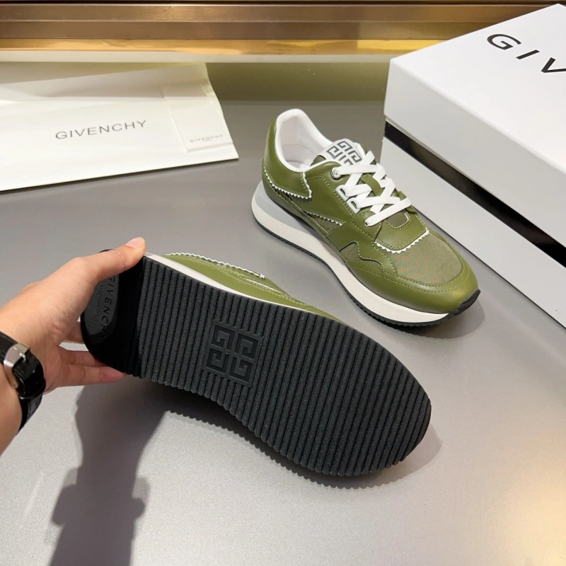 Gxvxnchy Sneakers Minimalist 153365
