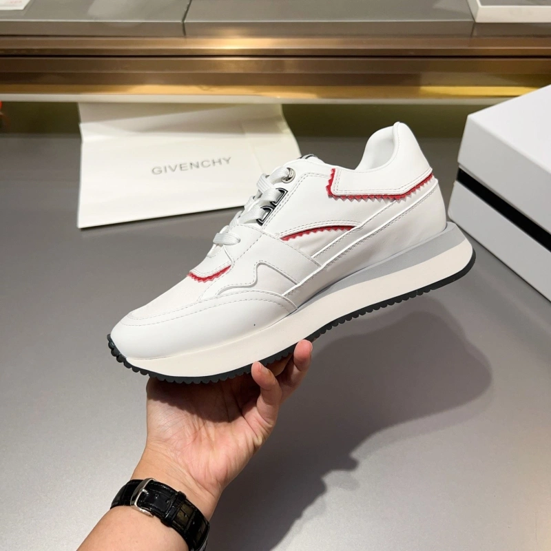 TopPick Gxvxnchy Sneakers 153361