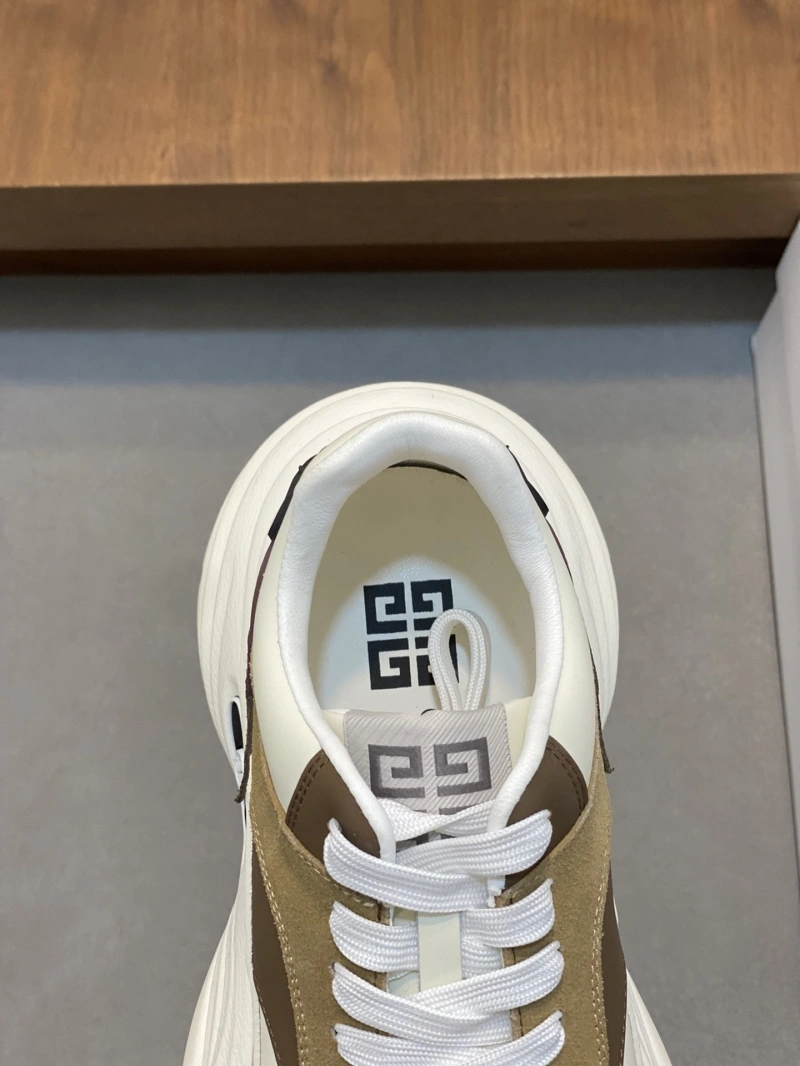 Durable Gxvxnchy Sneakers 153360