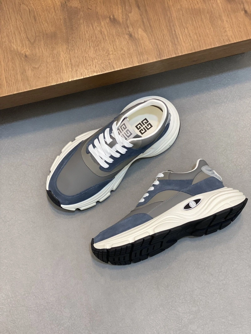 Gxvxnchy Sneakers EasyMatch 153359