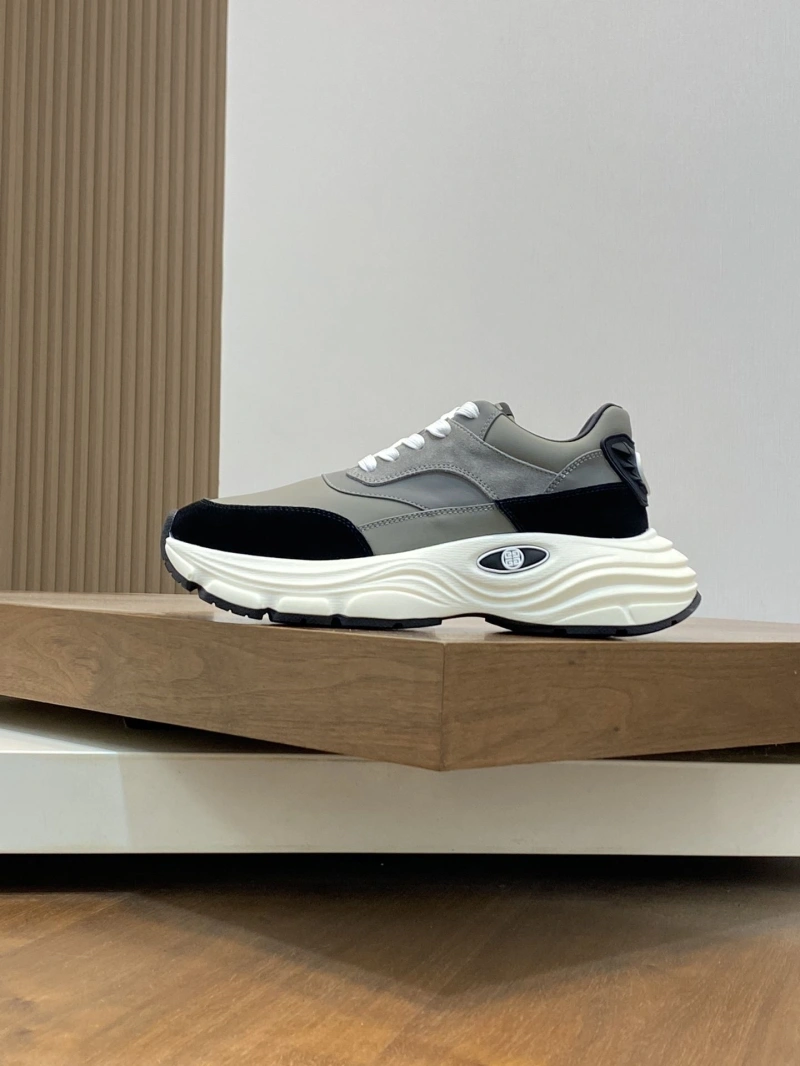 Durable Gxvxnchy Sneakers 153357