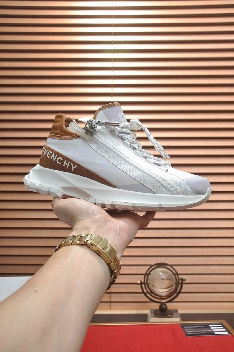 Gxvxnchy Sneakers Popular 153354