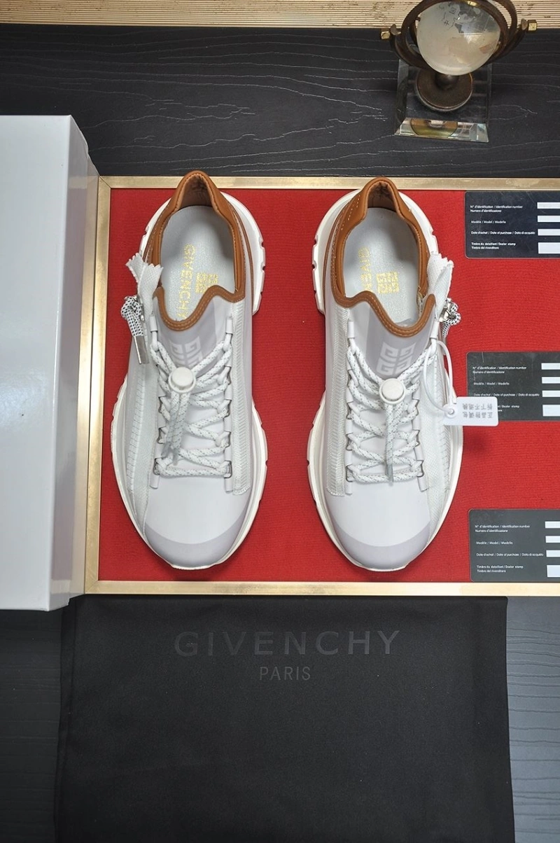 Gxvxnchy Sneakers Popular 153354