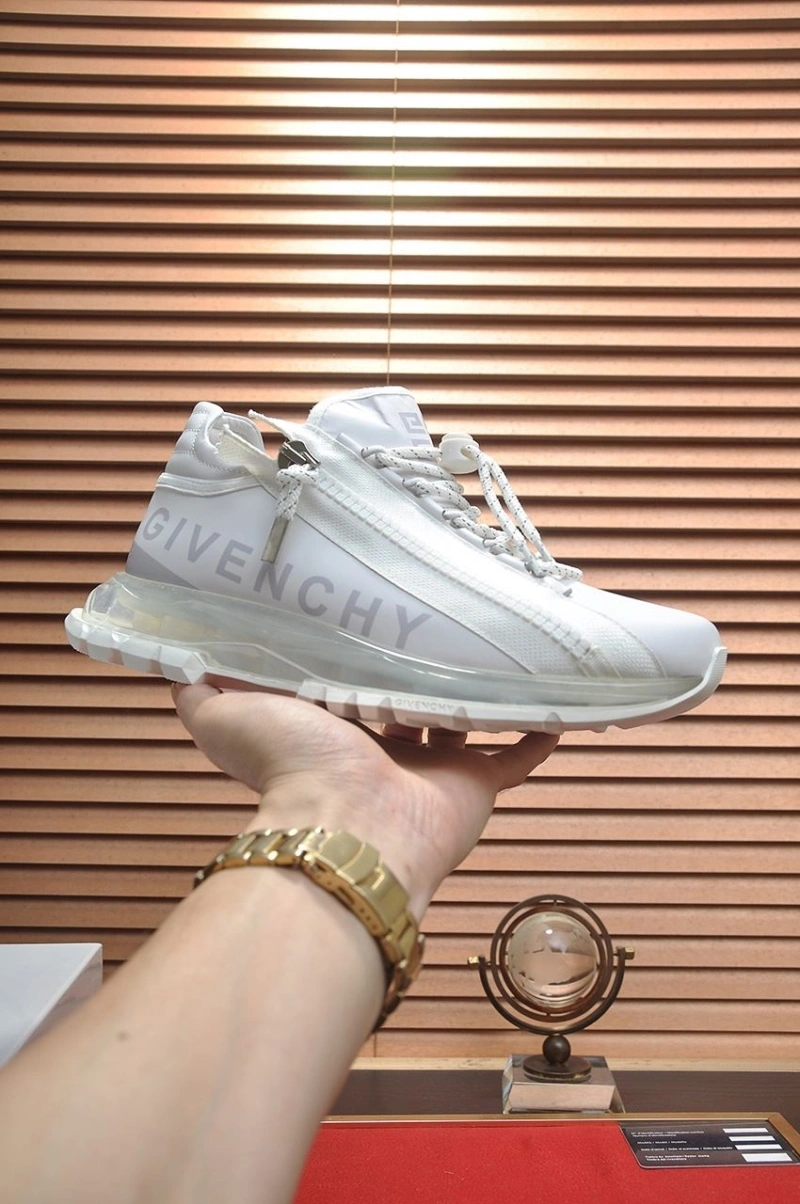 Gxvxnchy Sneakers Comfortable 153353