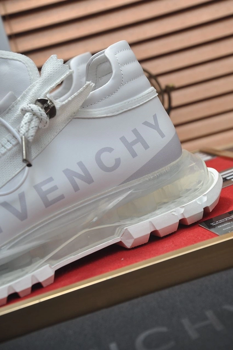 Gxvxnchy Sneakers Comfortable 153353
