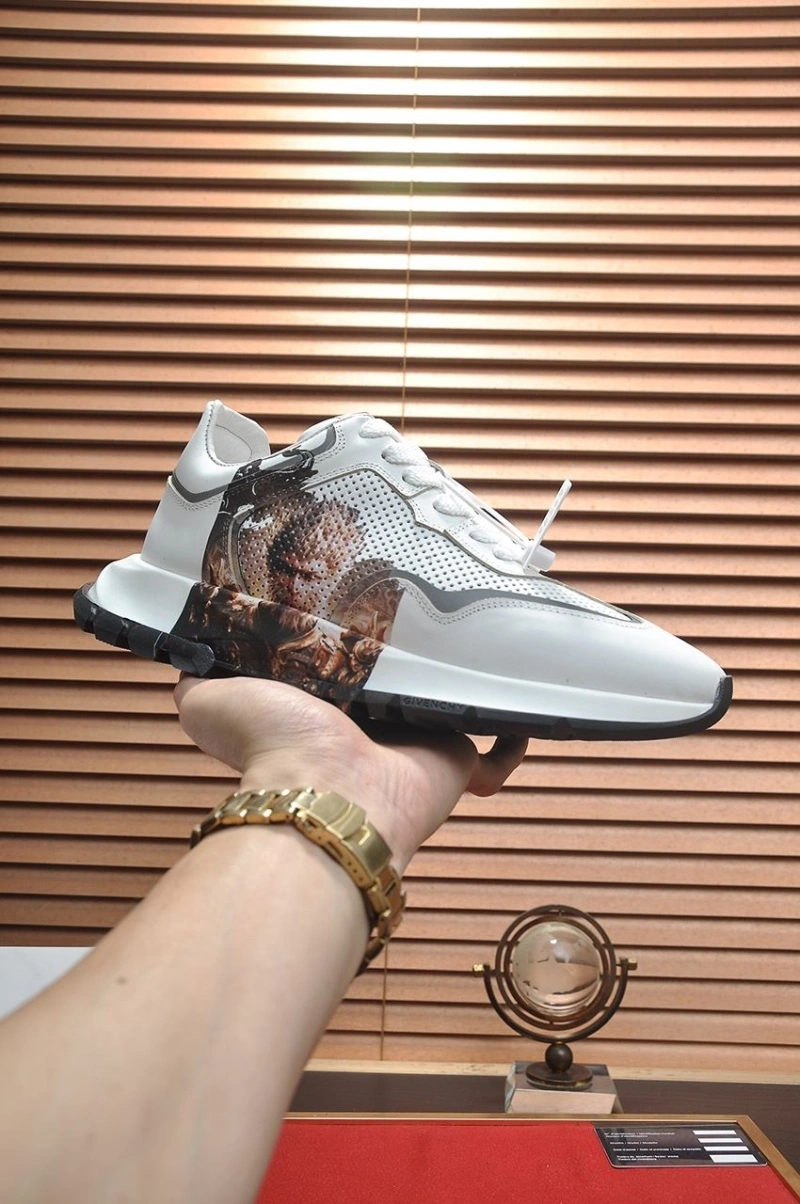 Gxvxnchy Sneakers Functional 153352