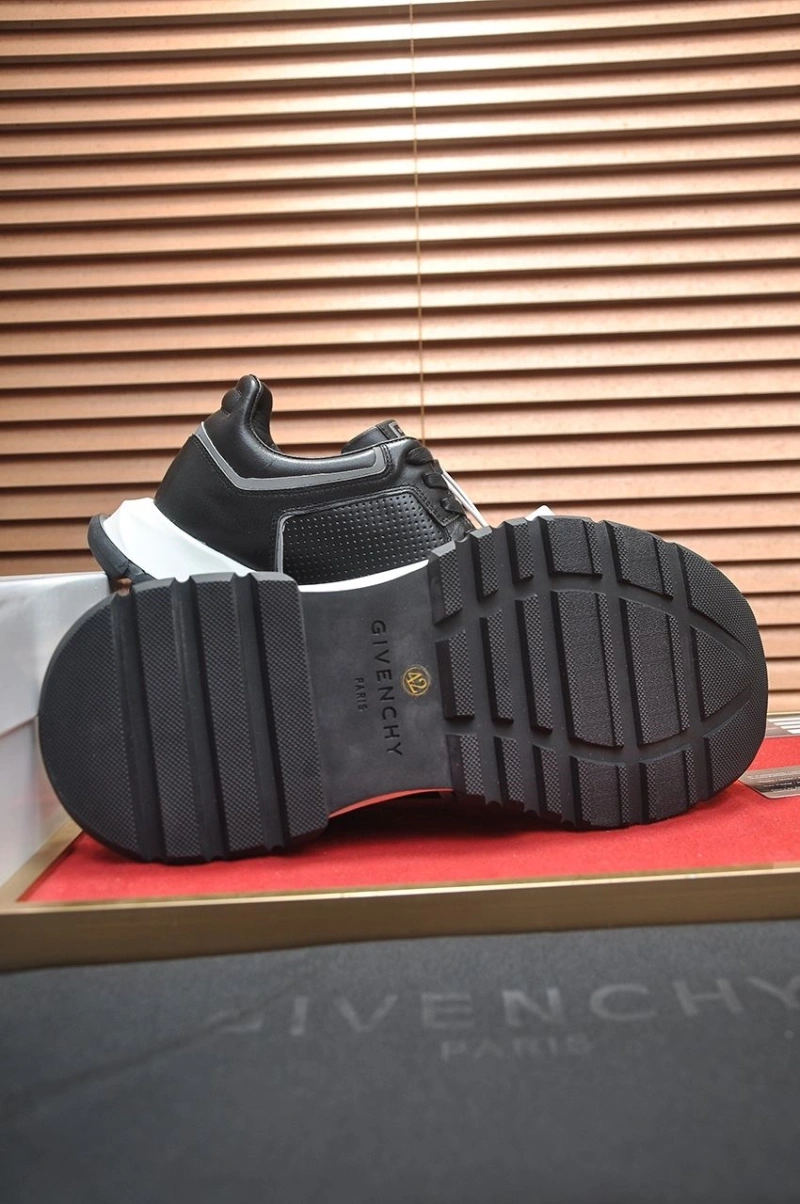 Gxvxnchy Sneakers GoodFit 153349