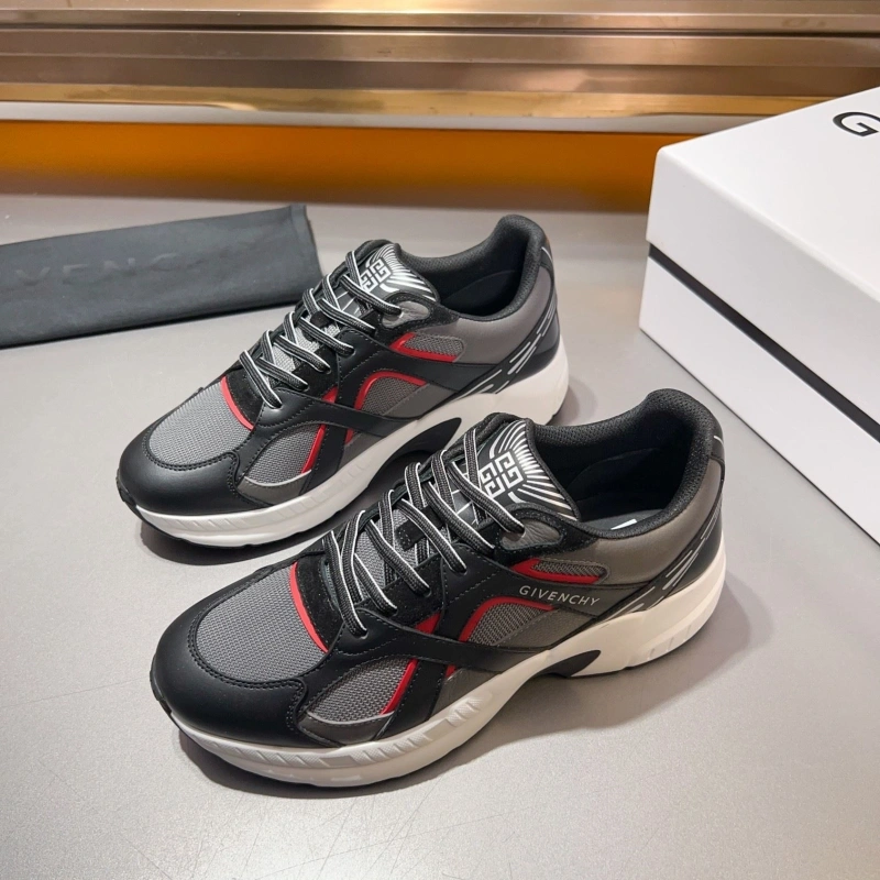 Bold Gxvxnchy Sneakers 153341