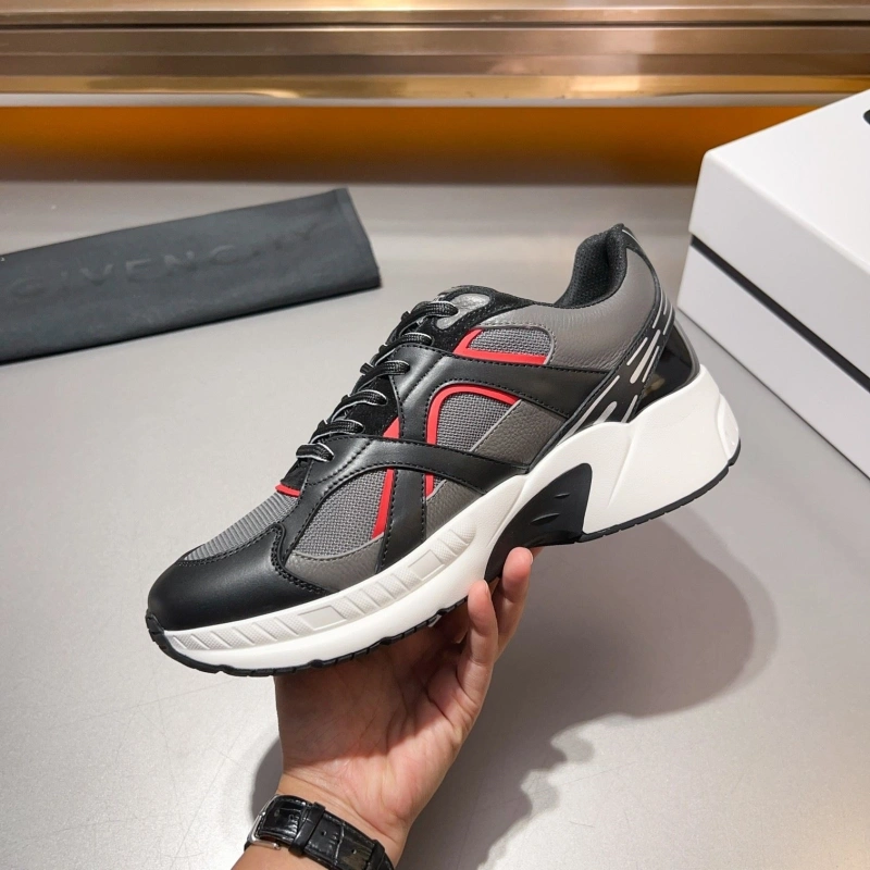 Bold Gxvxnchy Sneakers 153341