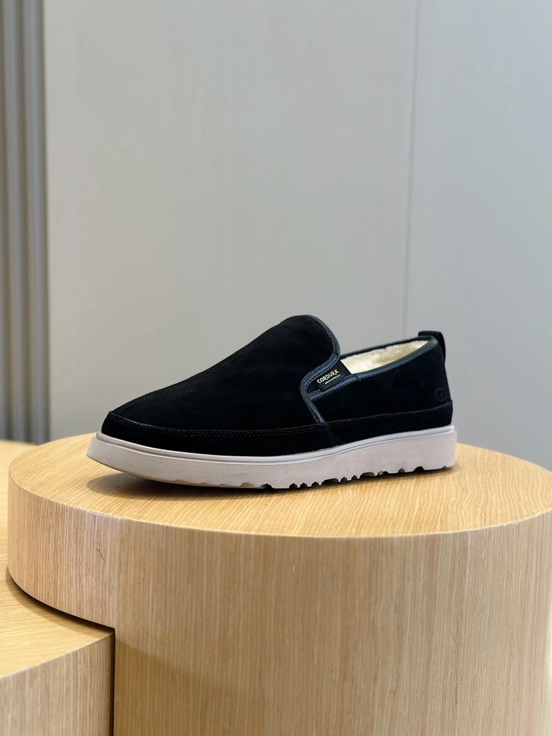 Efficient UGX Casual Shoes 228019