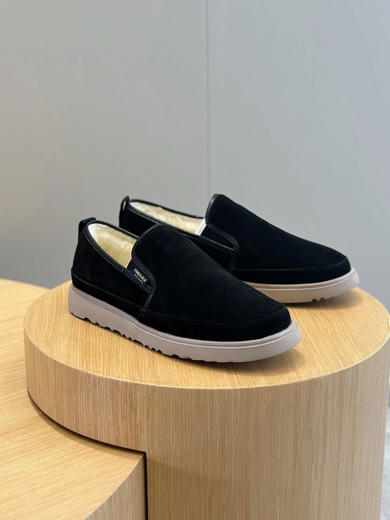 Efficient UGX Casual Shoes 228019