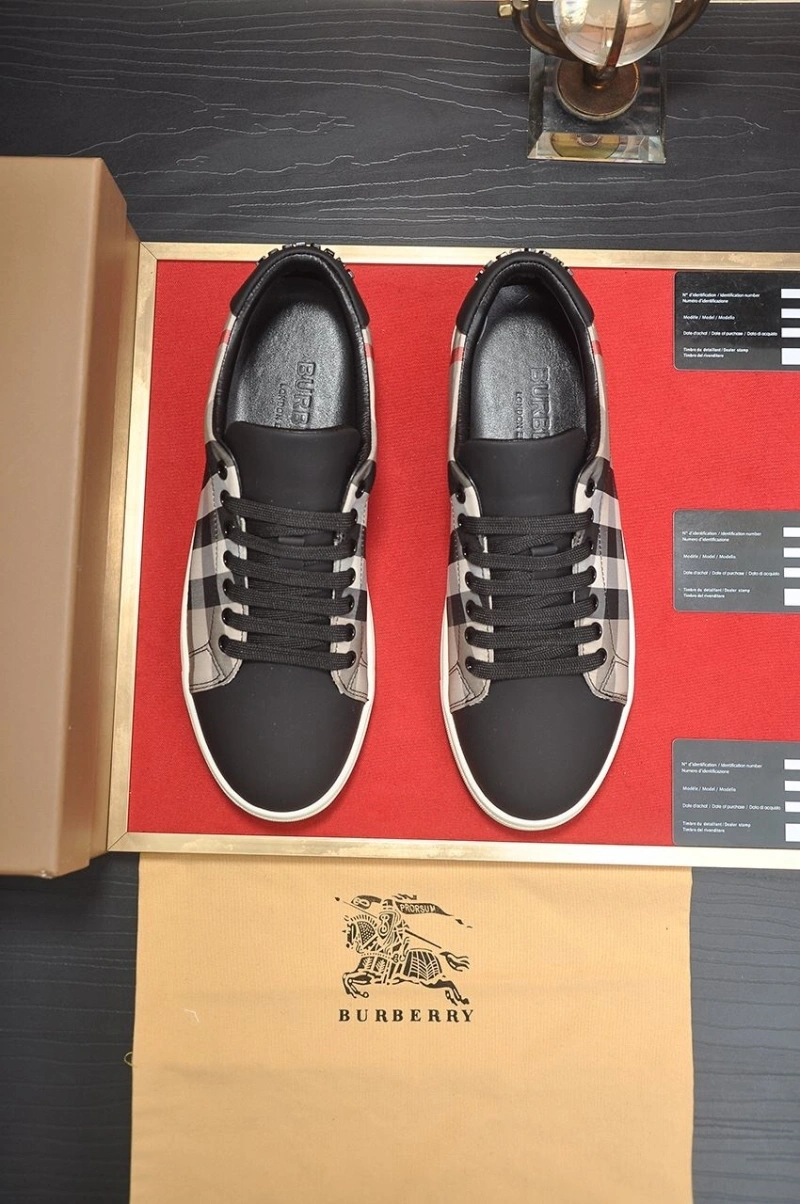 Compact Bxrbxrry Sneakers 115089