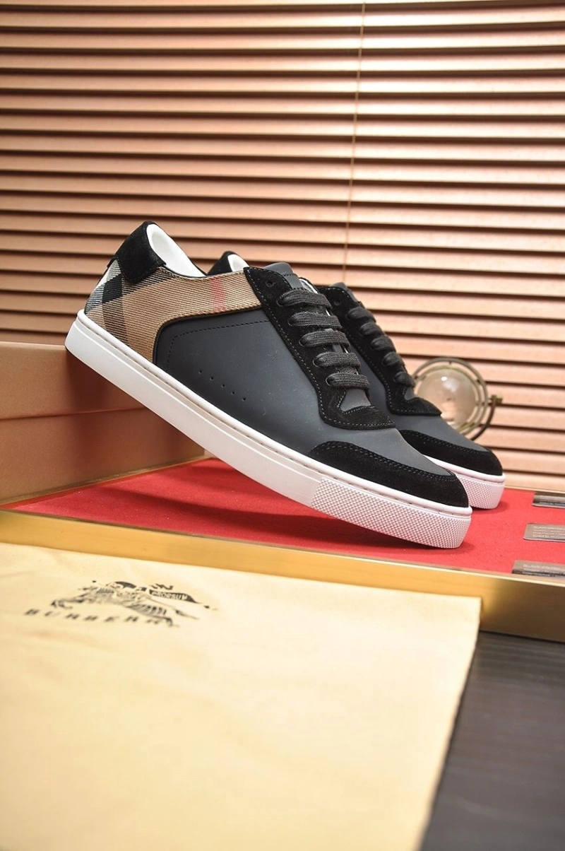 Timeless Bxrbxrry Sneakers 115080