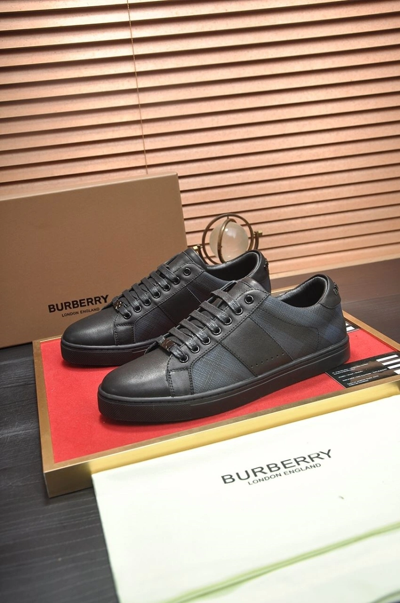 Sleek Bxrbxrry Sneakers 115061