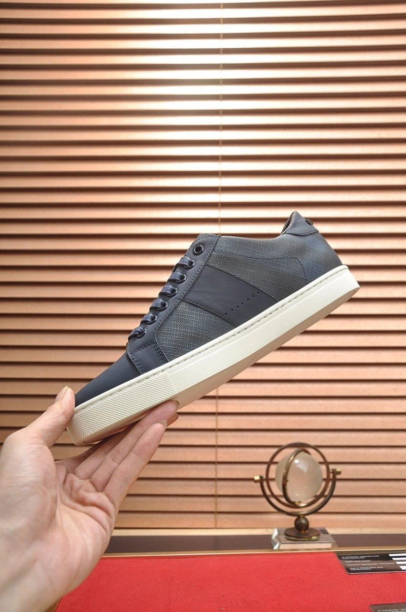 Vibrant Bxrbxrry Sneakers 115055