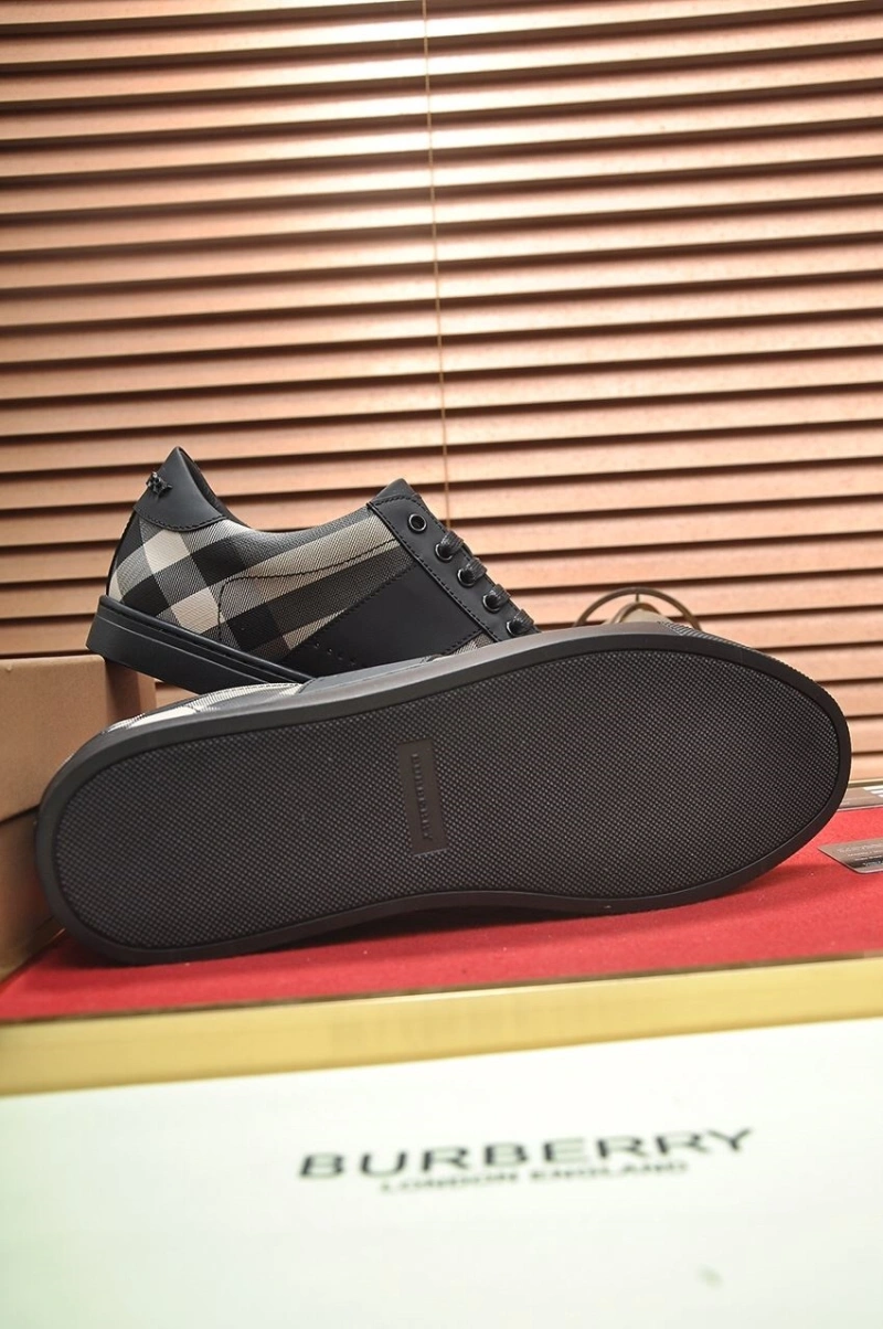 Soft Bxrbxrry Sneakers 115058