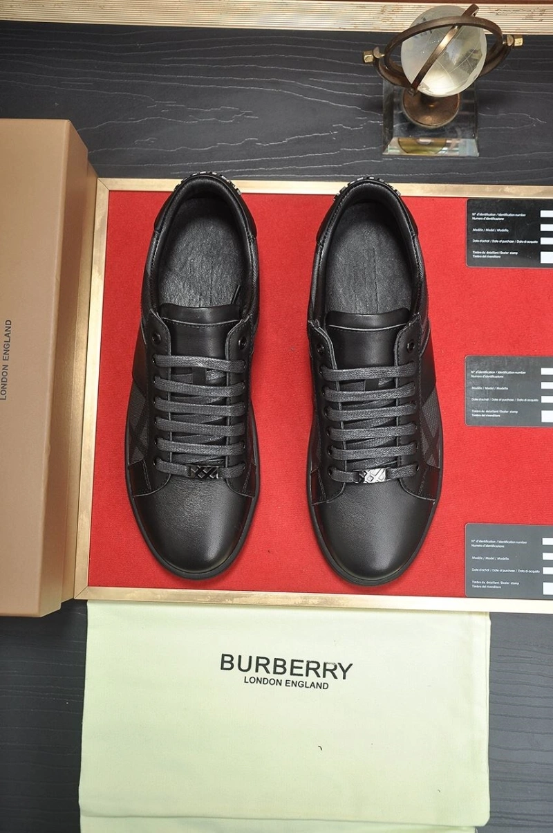 Soft Bxrbxrry Sneakers 115060