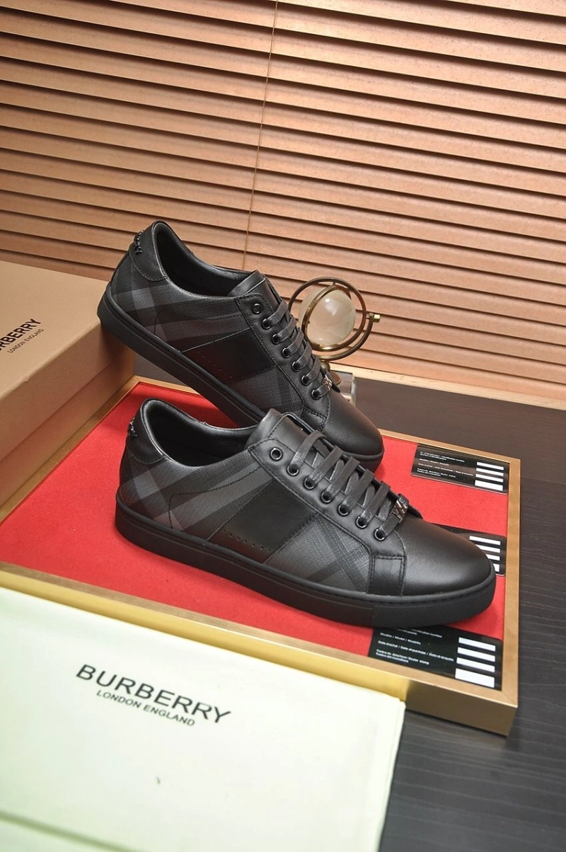 Soft Bxrbxrry Sneakers 115060