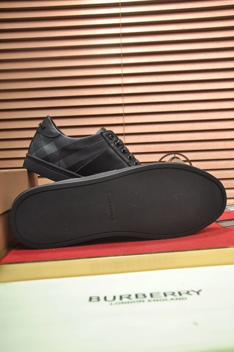 Soft Bxrbxrry Sneakers 115060