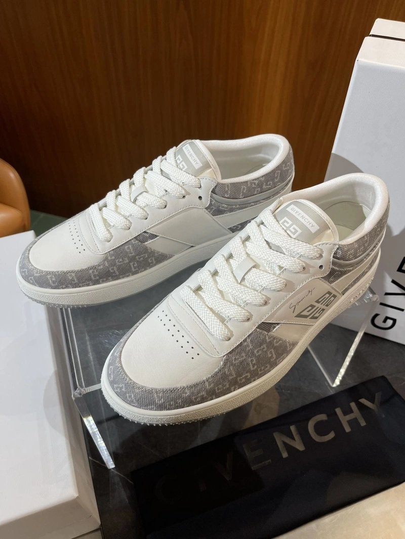 Gxvxnchy Sneakers Affordable 153342