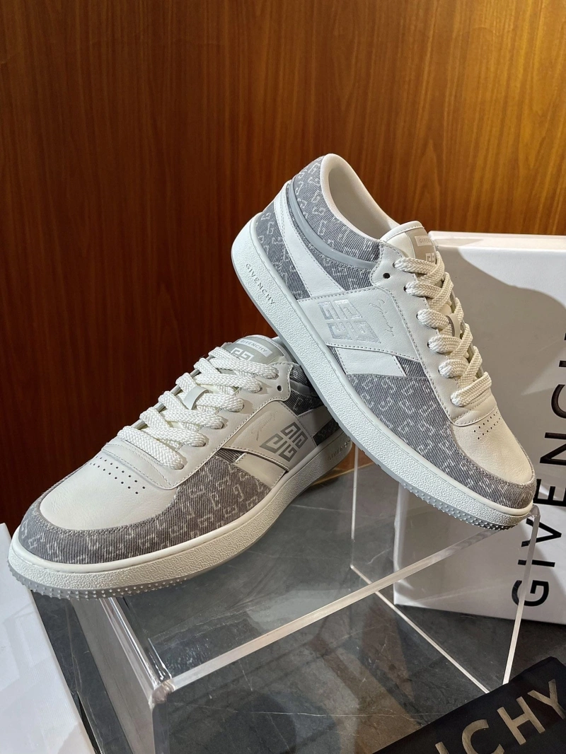 Gxvxnchy Sneakers Affordable 153342